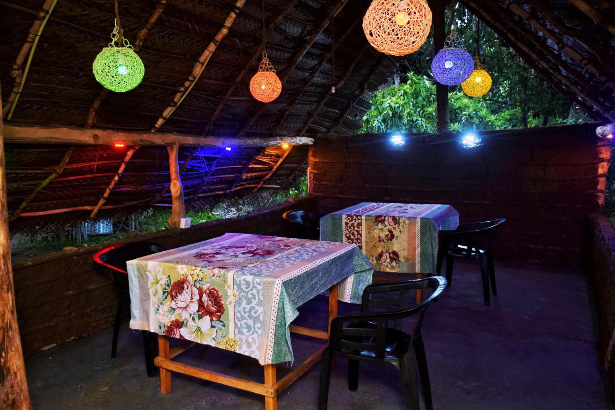 Апартаменты Akash Treehouse Сигирия Экстерьер фото